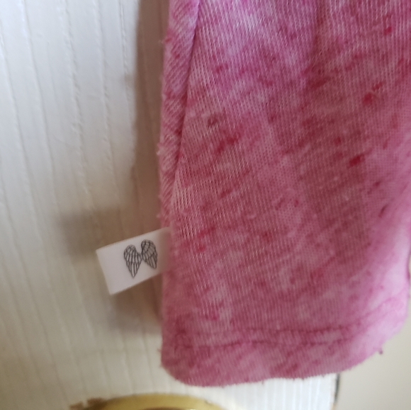 Victoria's Secret Tank with V-Neck Cutout - Picture 6 of 6